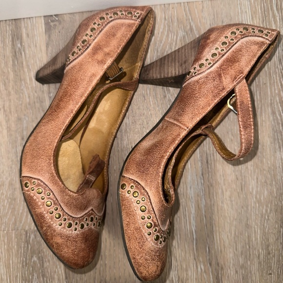 Chocolate Blu Slip On Closed Toe Buckle Block Size 8 Heels - Picture 8 of 15